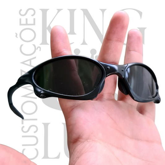 Penny - Frame: Carbon | Lens: Black