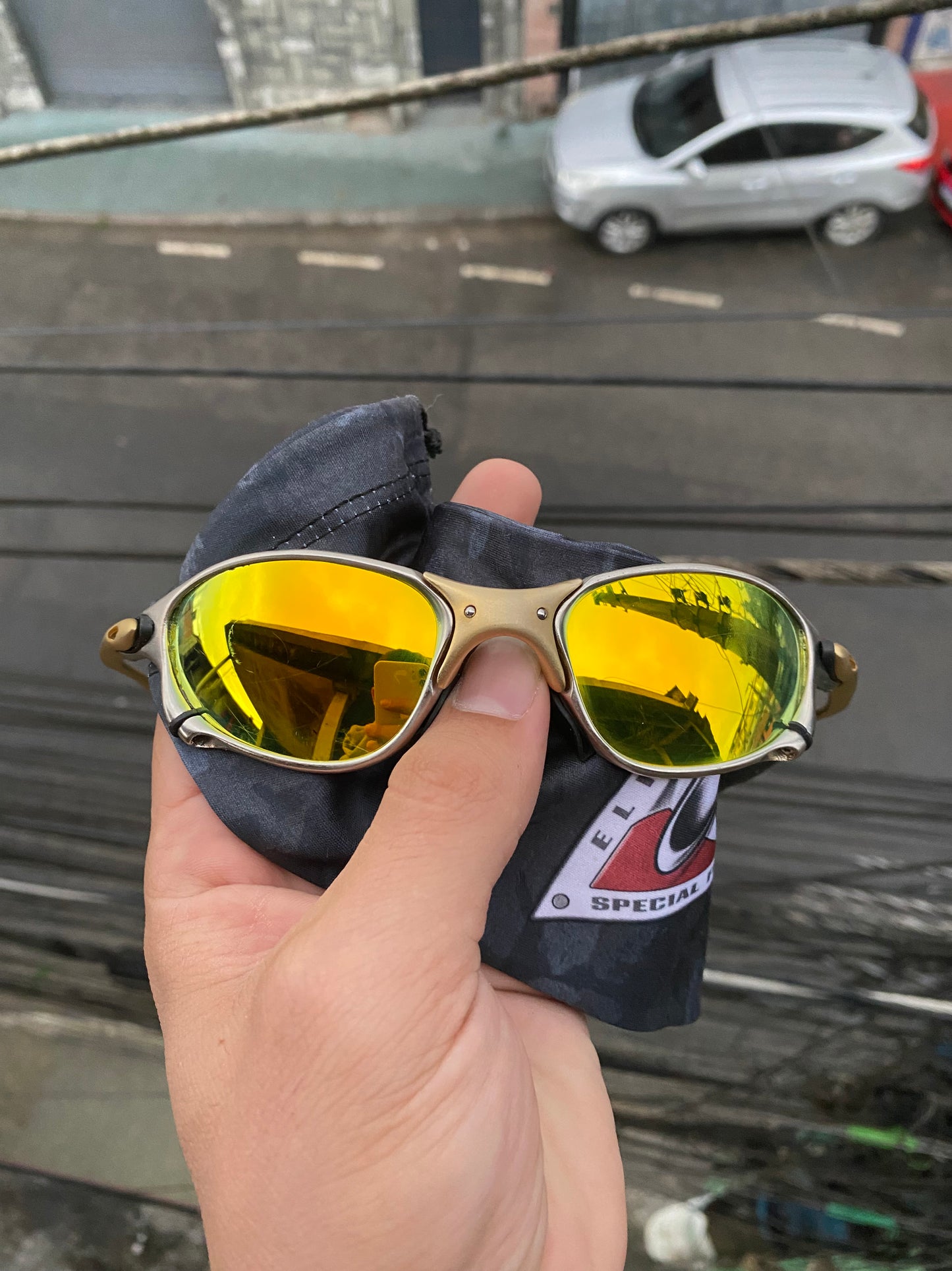 Double X | Frame: 24K - Lens: Gold | OURO