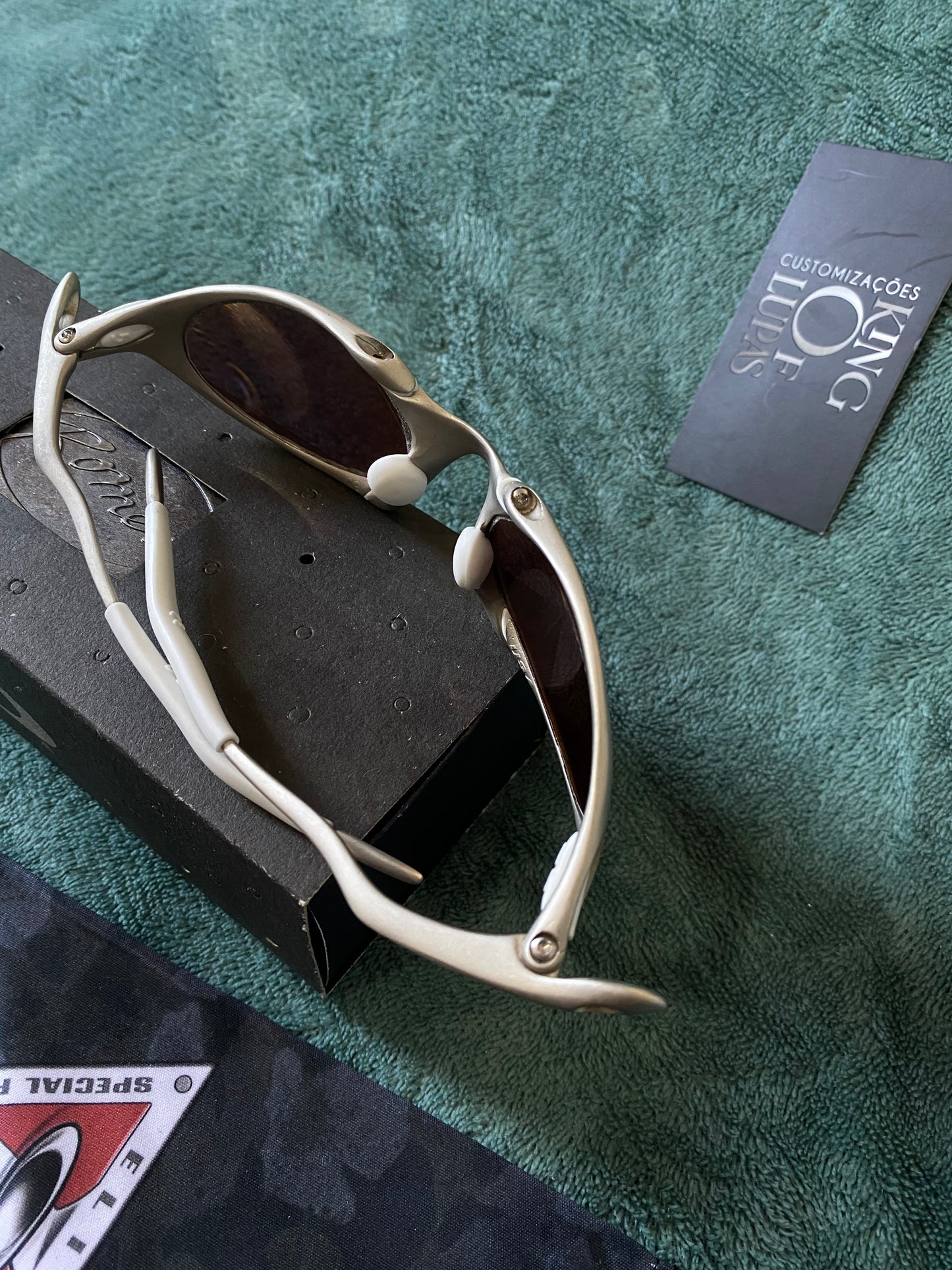 Romeo I | Frame: Titanium  - Lens: gold  | OURO